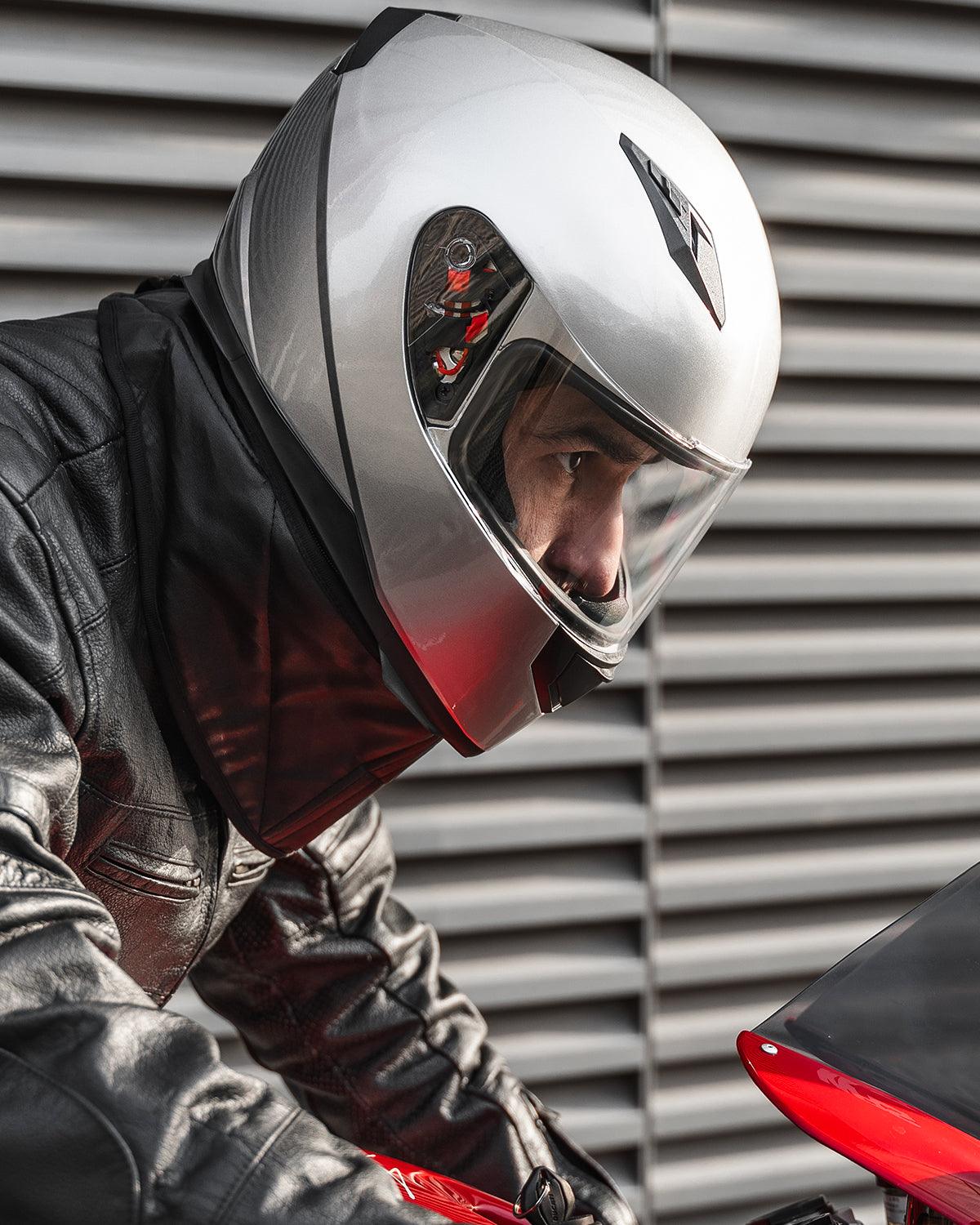 cold weather motorcycle helmet Scorpion EXO-AT960 (Dual Pane) For those who need to stay connected Tips for winter riding: ilm