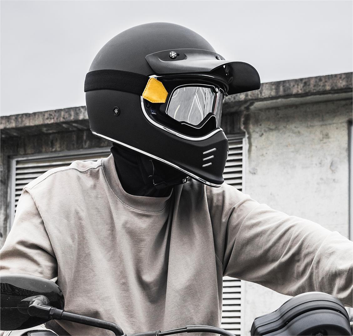 Fall in Love with Vintage Motorcycle Helmets All over Again ILM Fall in Love with Vintage Motorcycle Helmets All over Again ILM