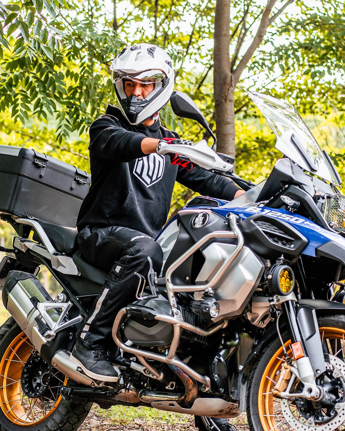 adventure touring motorcycle helmet Nexx X Wed 2 Full Face - Vaal White Red | Matte microbial liner round out a highly adaptable package. Adventure-Style Helmets - Adventure Bike